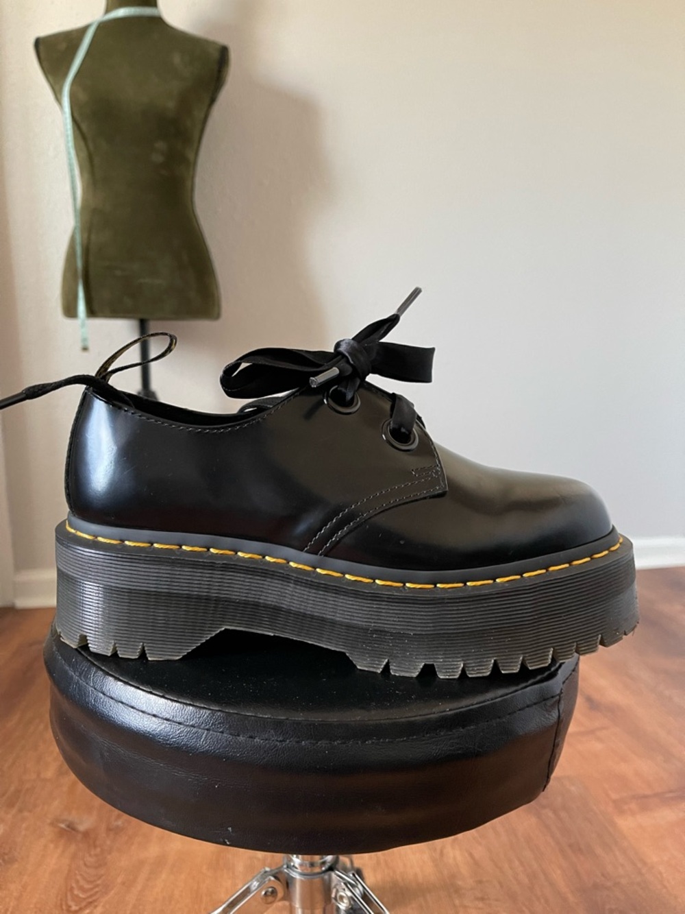 Dr. Martens Holly Platform Oxford